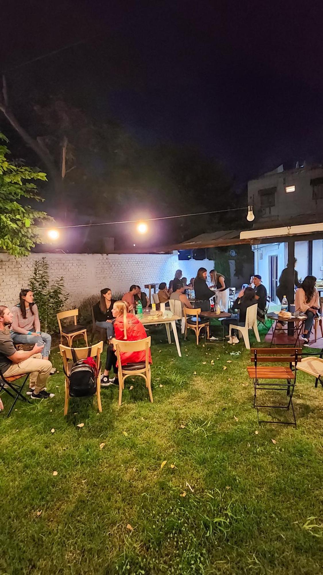 מנדוזה Hotel Juan B Justo מראה חיצוני תמונה