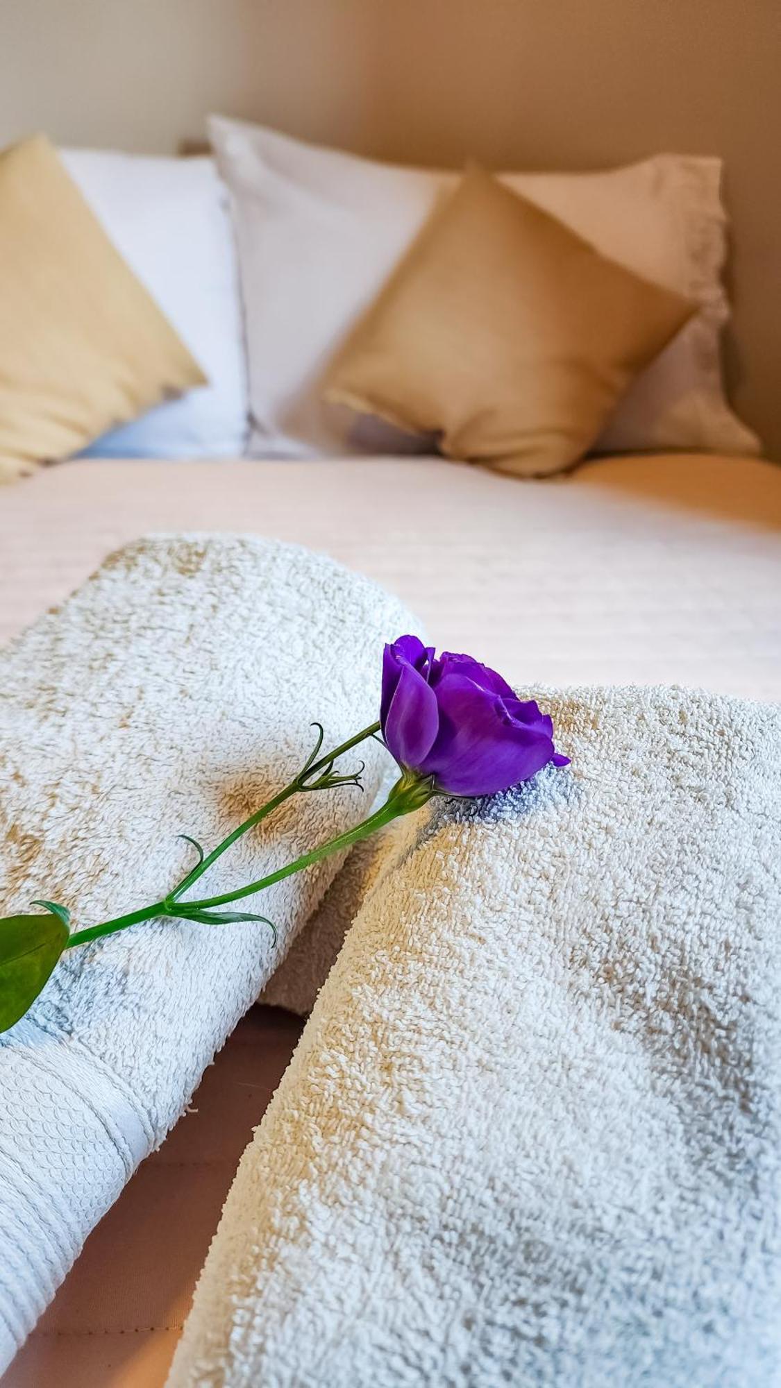 מנדוזה Hotel Juan B Justo חדר תמונה